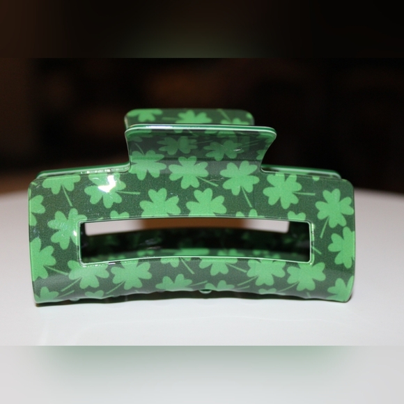 Boutique Accessories - Lucky Energy Aura Claw Clip - Fortune Aura